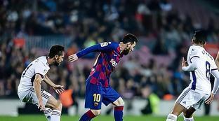 仅展现了湖 仅展现了湖